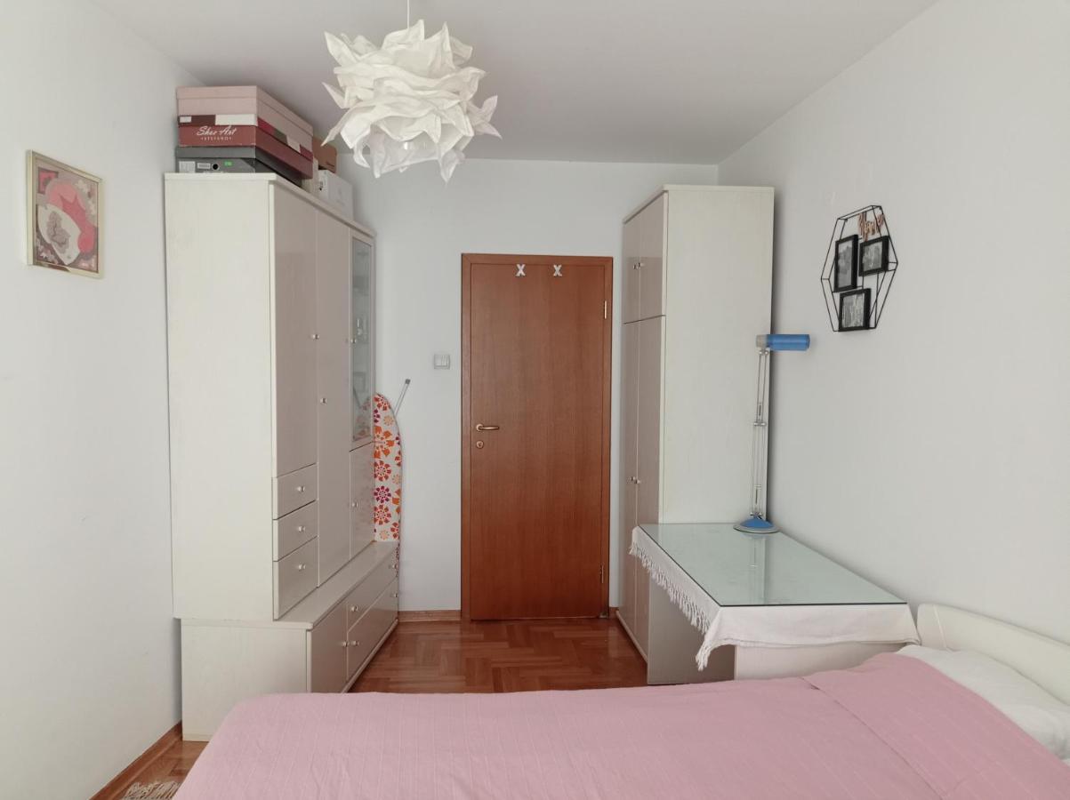 Go 2 Apartment Belgrado Exterior foto