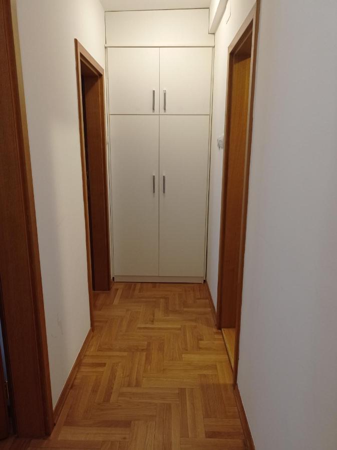 Go 2 Apartment Belgrado Exterior foto